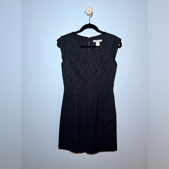 LAUNDRY BY DESIGN WOMENS BLACK DAMASK EMBROIDERY SHORT SLEEVE DRESS. SIZE 2 - Picture 4 of 13